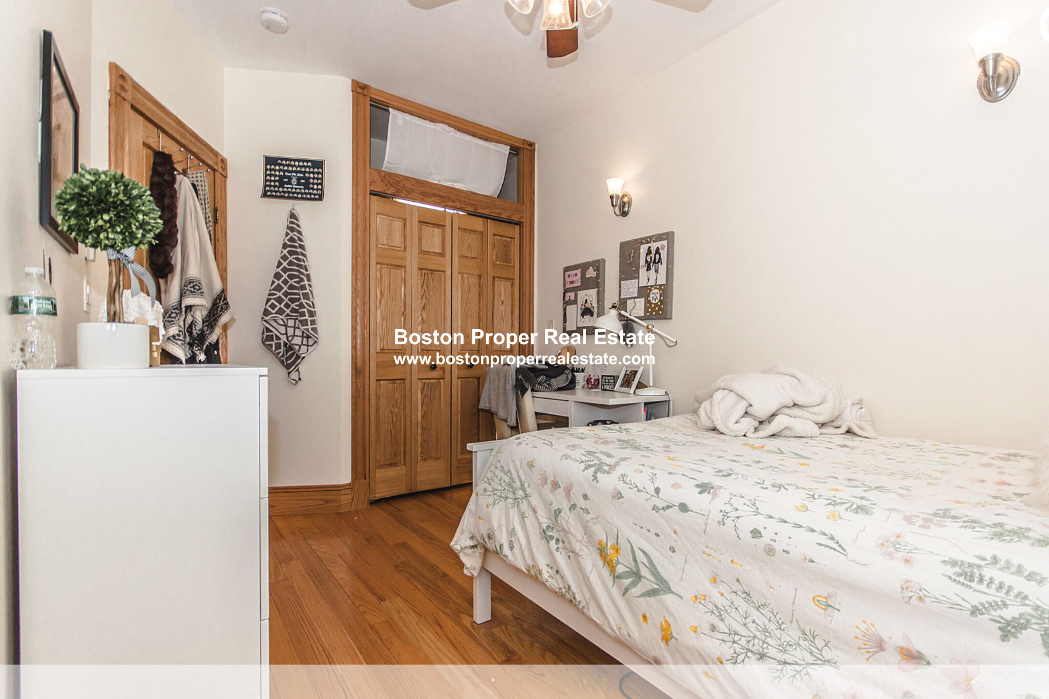 60 Phillips, Beacon Hill