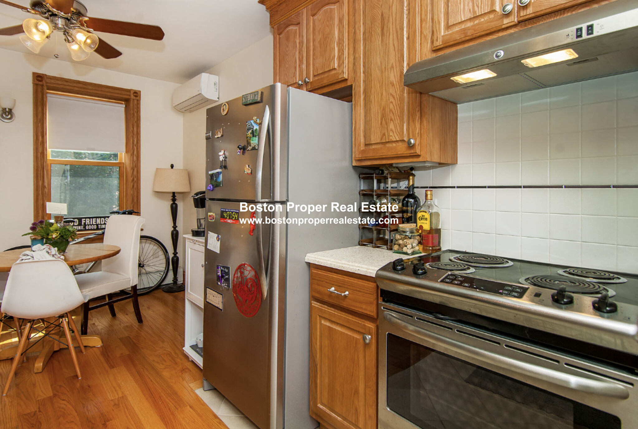 137 Charles St, Beacon Hill