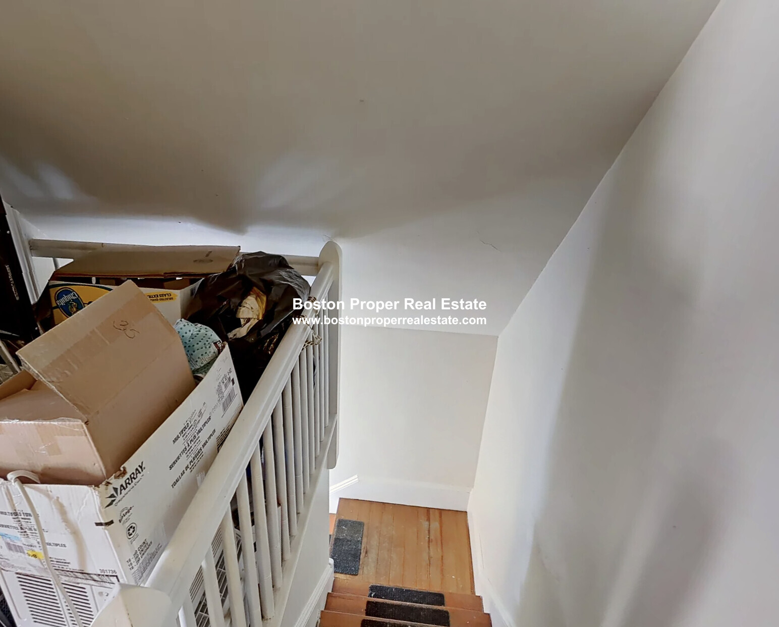 18 Greylock Rd, Brighton