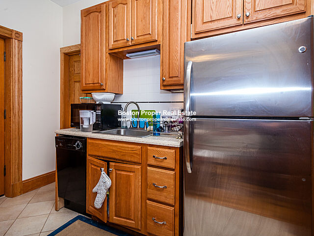 97 Myrtle St, Beacon Hill