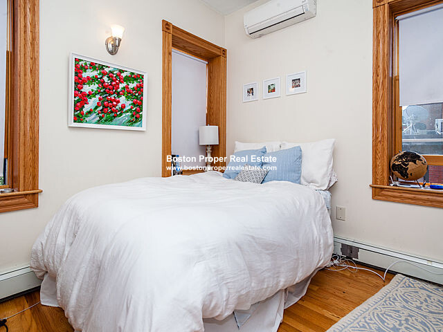 97 Myrtle St, Beacon Hill