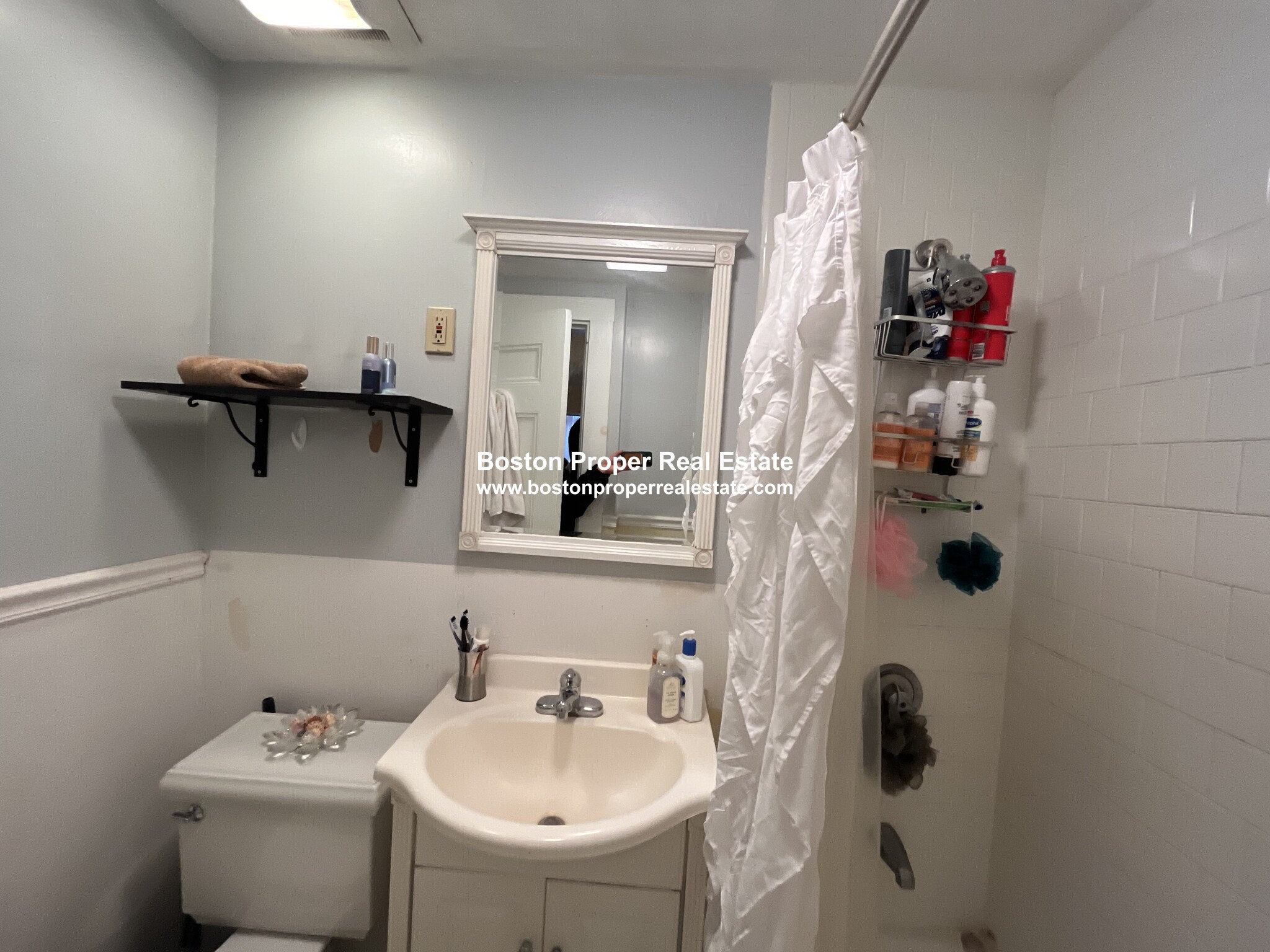 206 Commonwealth Ave, Back Bay