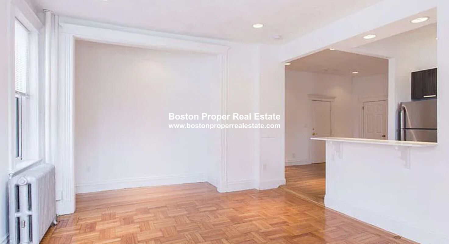 124 Peterborough St, Fenway