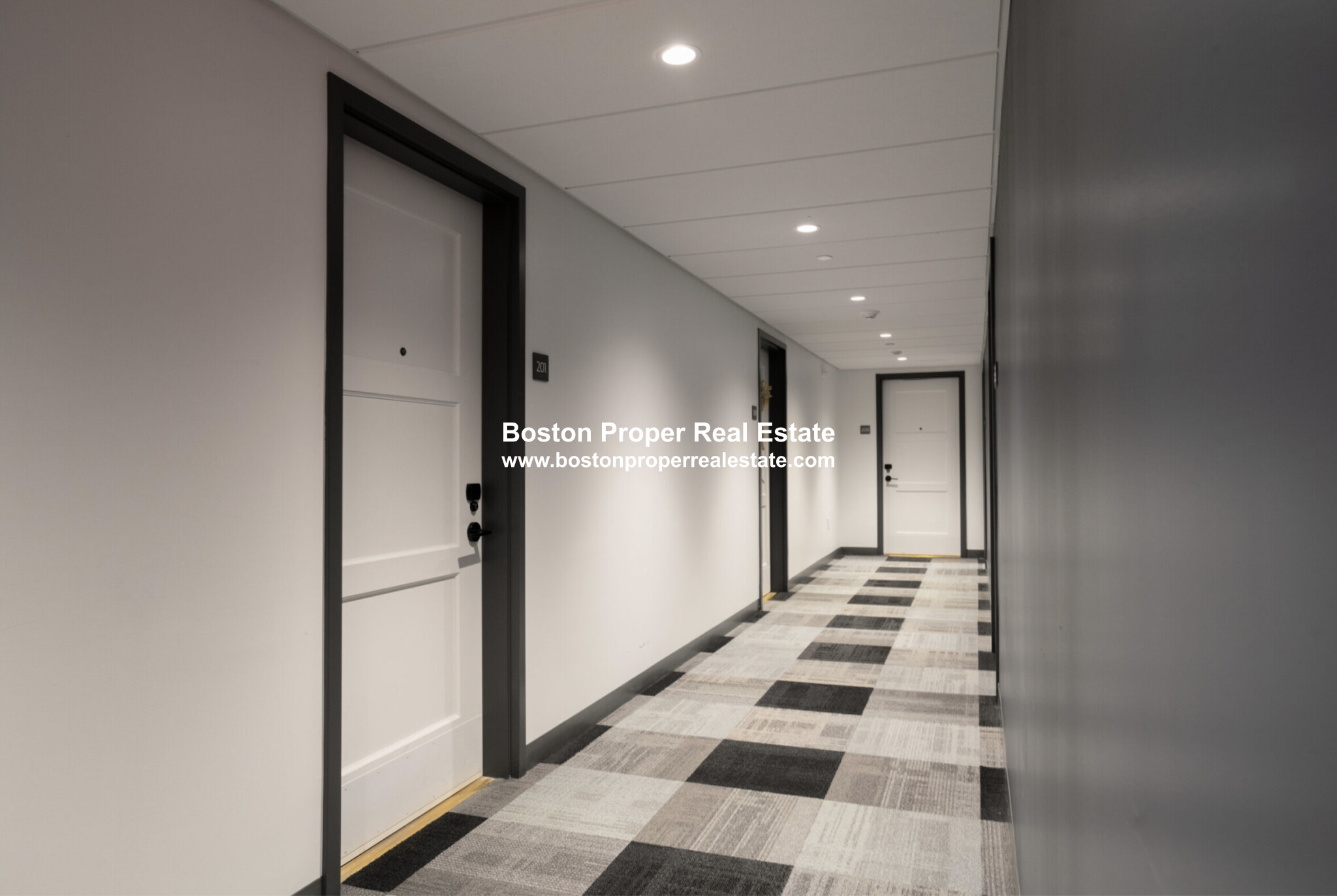 100 Hemenway St, Fenway