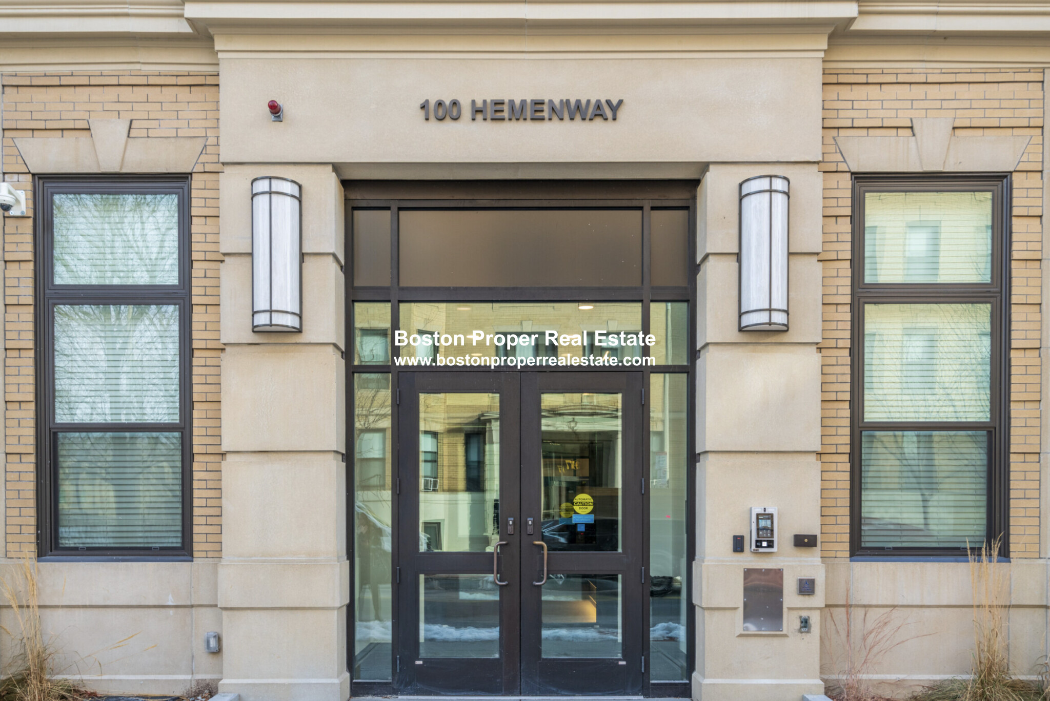 100 Hemenway St, Fenway