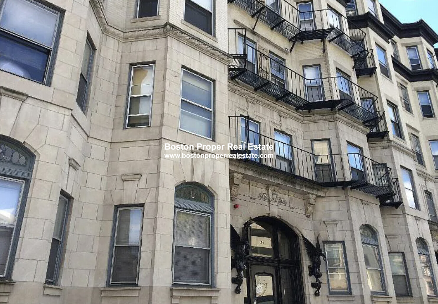 24 Westland Ave, Fenway