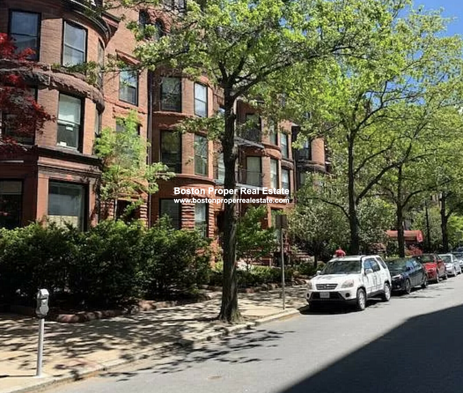 27 Bay State Rd, Fenway