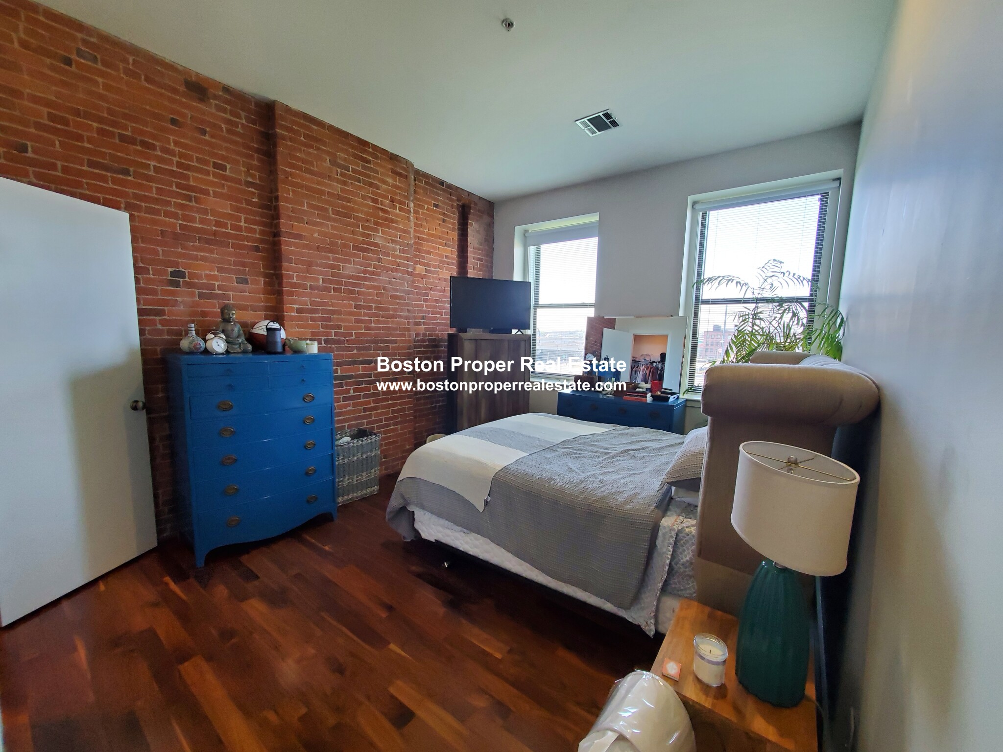 460 Harrison Ave, South End