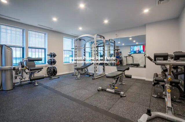 48 Peterborough, Fenway