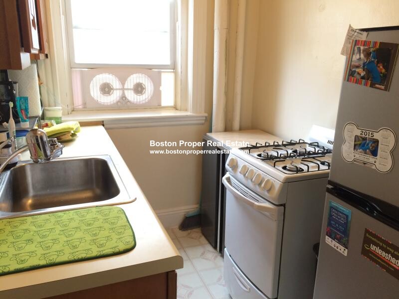 1203 Boylston St, Fenway