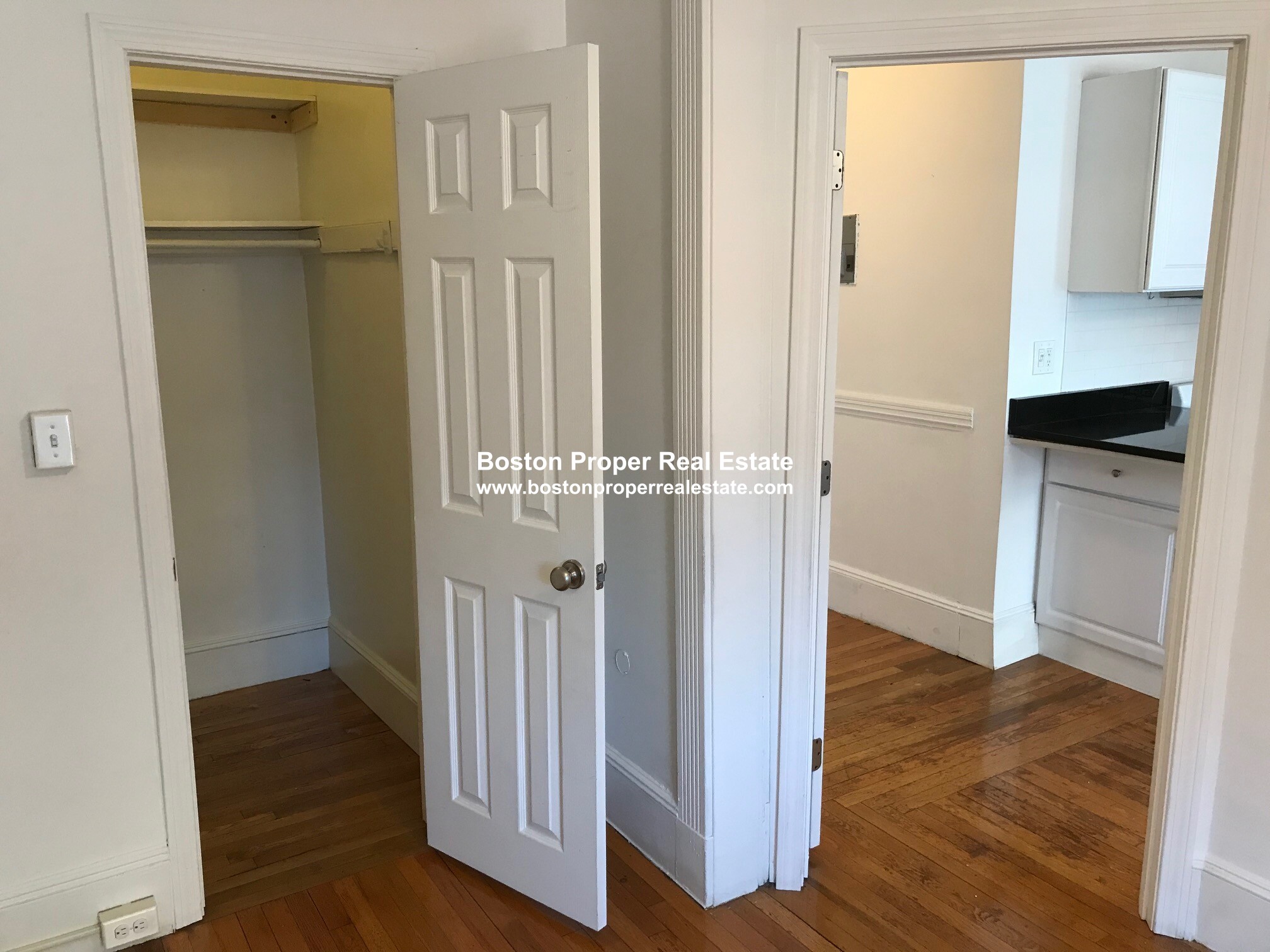 26 Hemenway St, Fenway