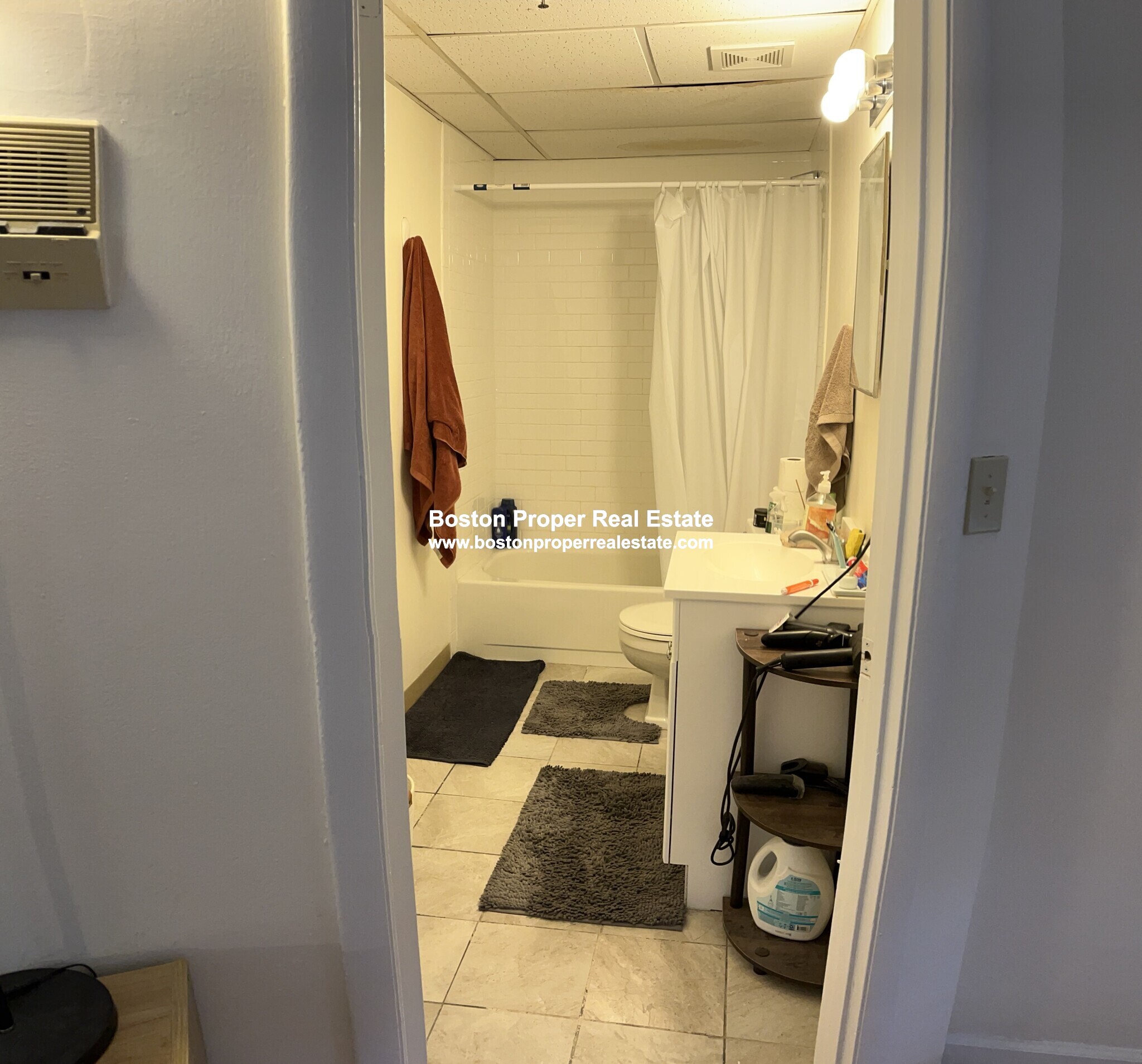 1126 Boylston St, Fenway