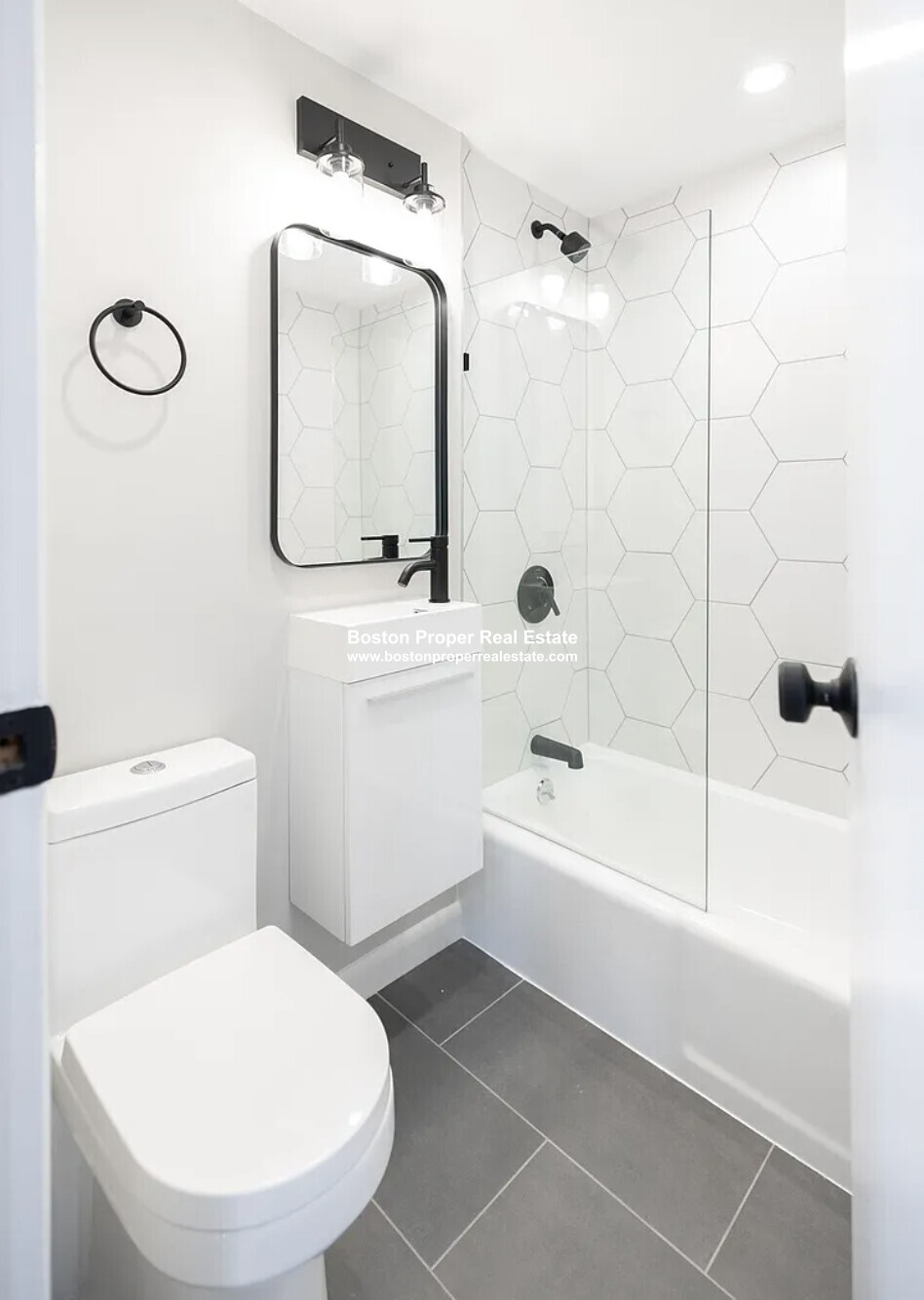 158 Saint Botolph, South End