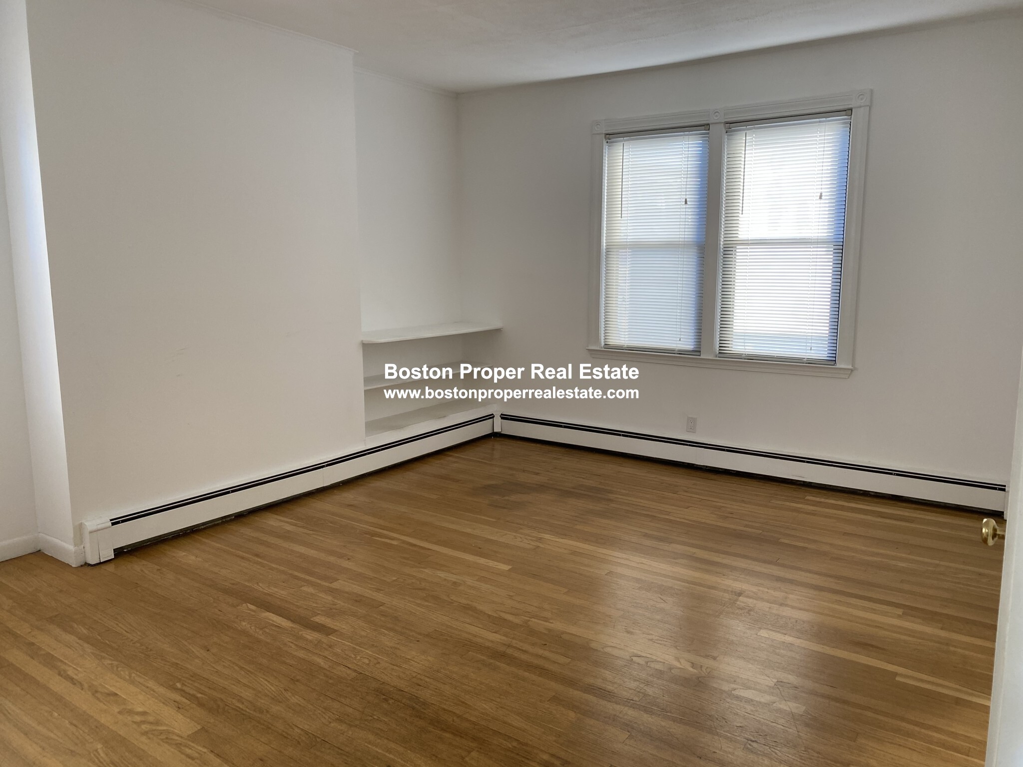 49 Gloucester St, Back Bay