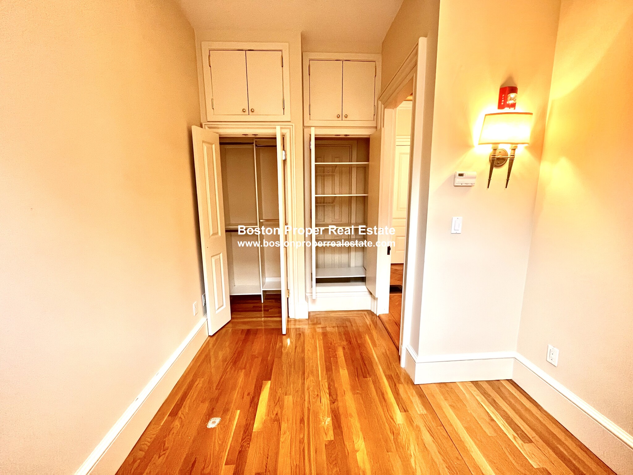 404 Marlborough St, Back Bay