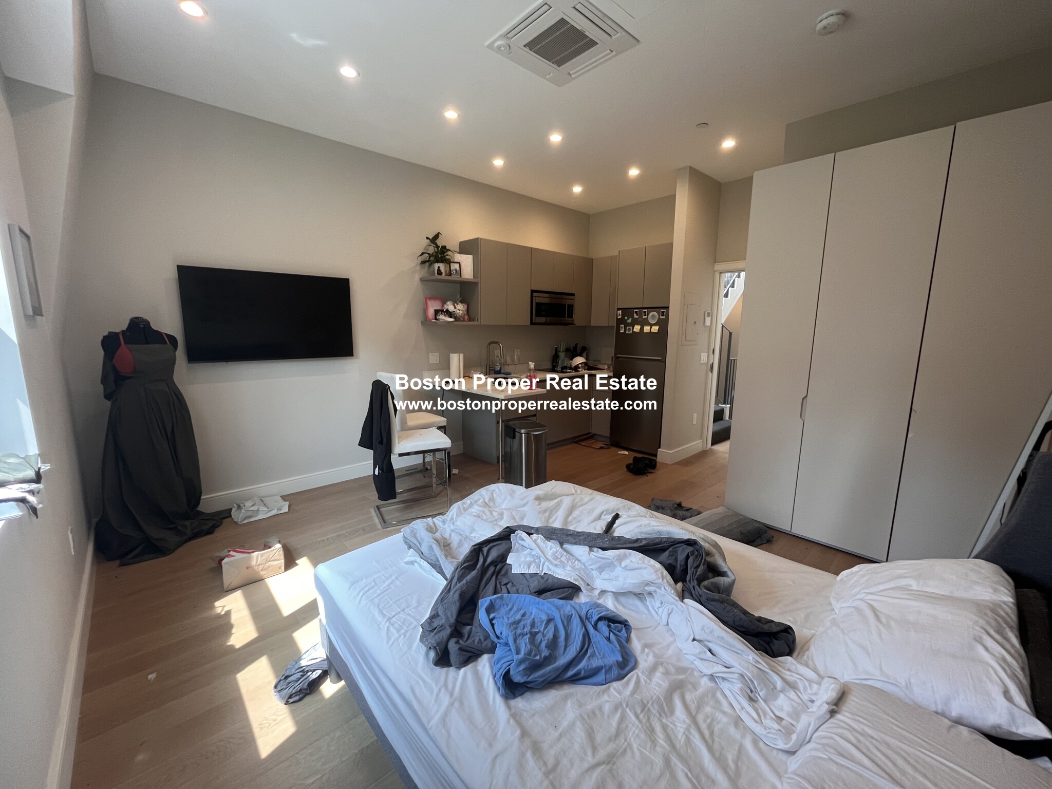 267 Newbury St, Back Bay