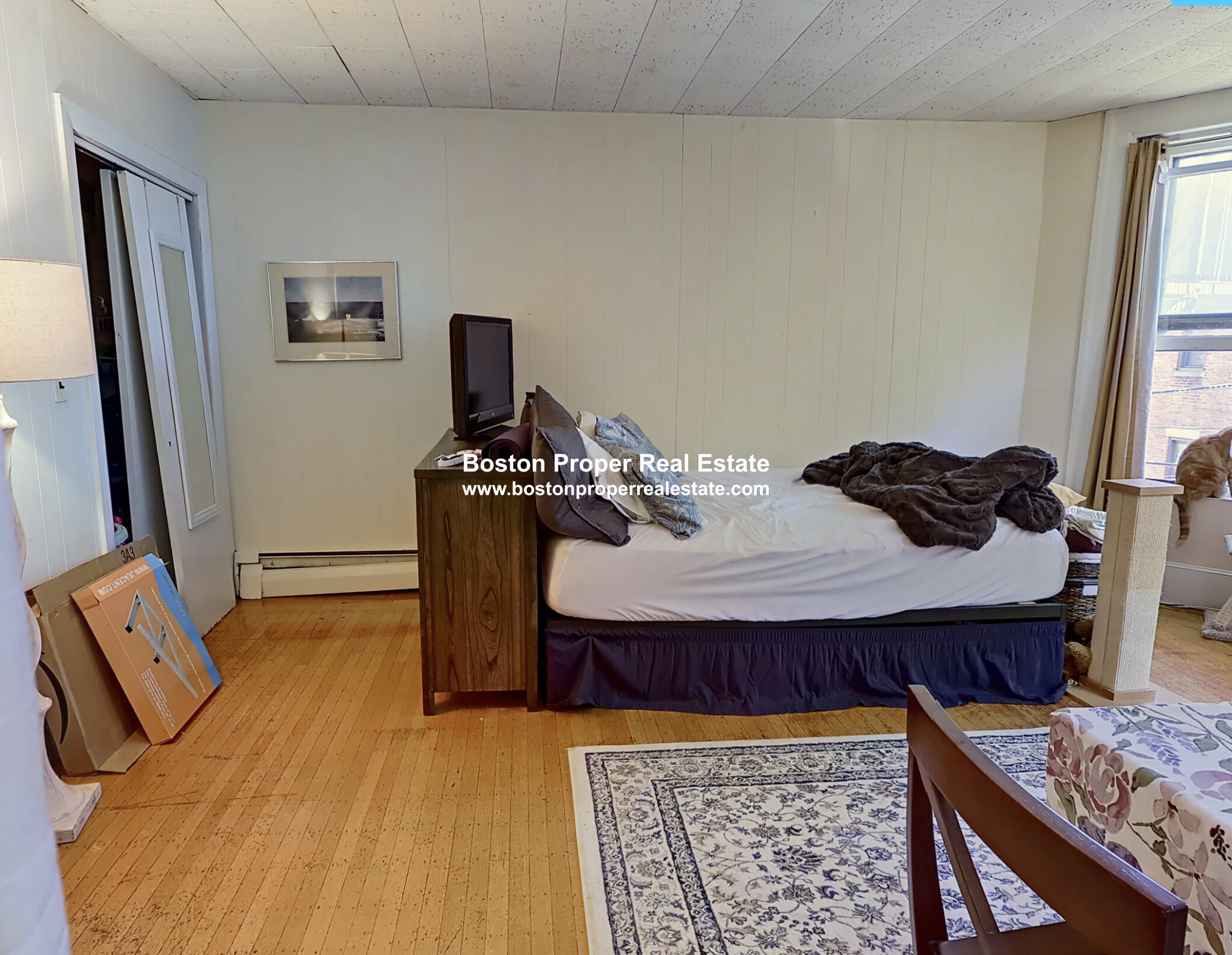 1063 Beacon St, Longwood