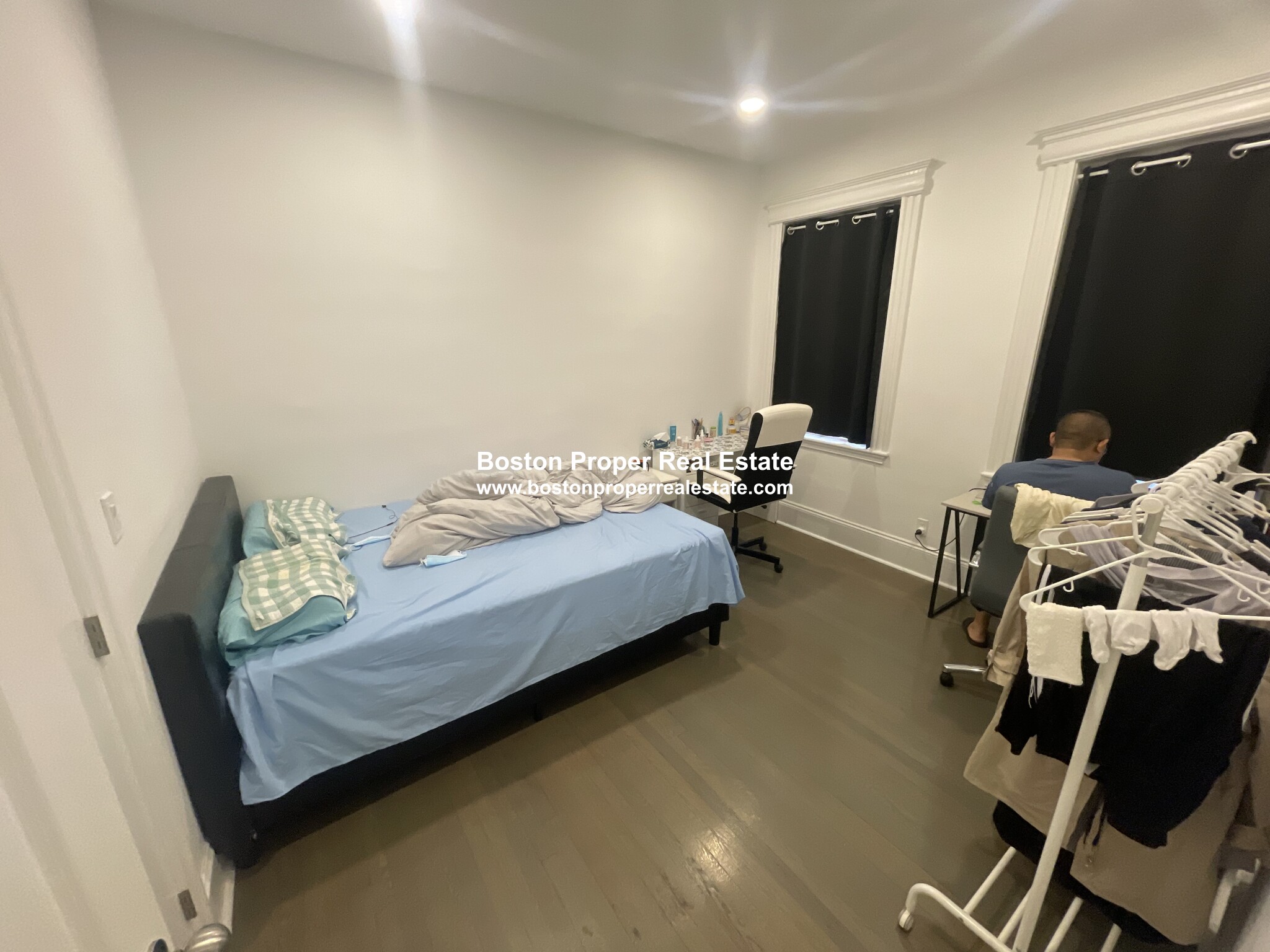 11 Queensberry St, Fenway