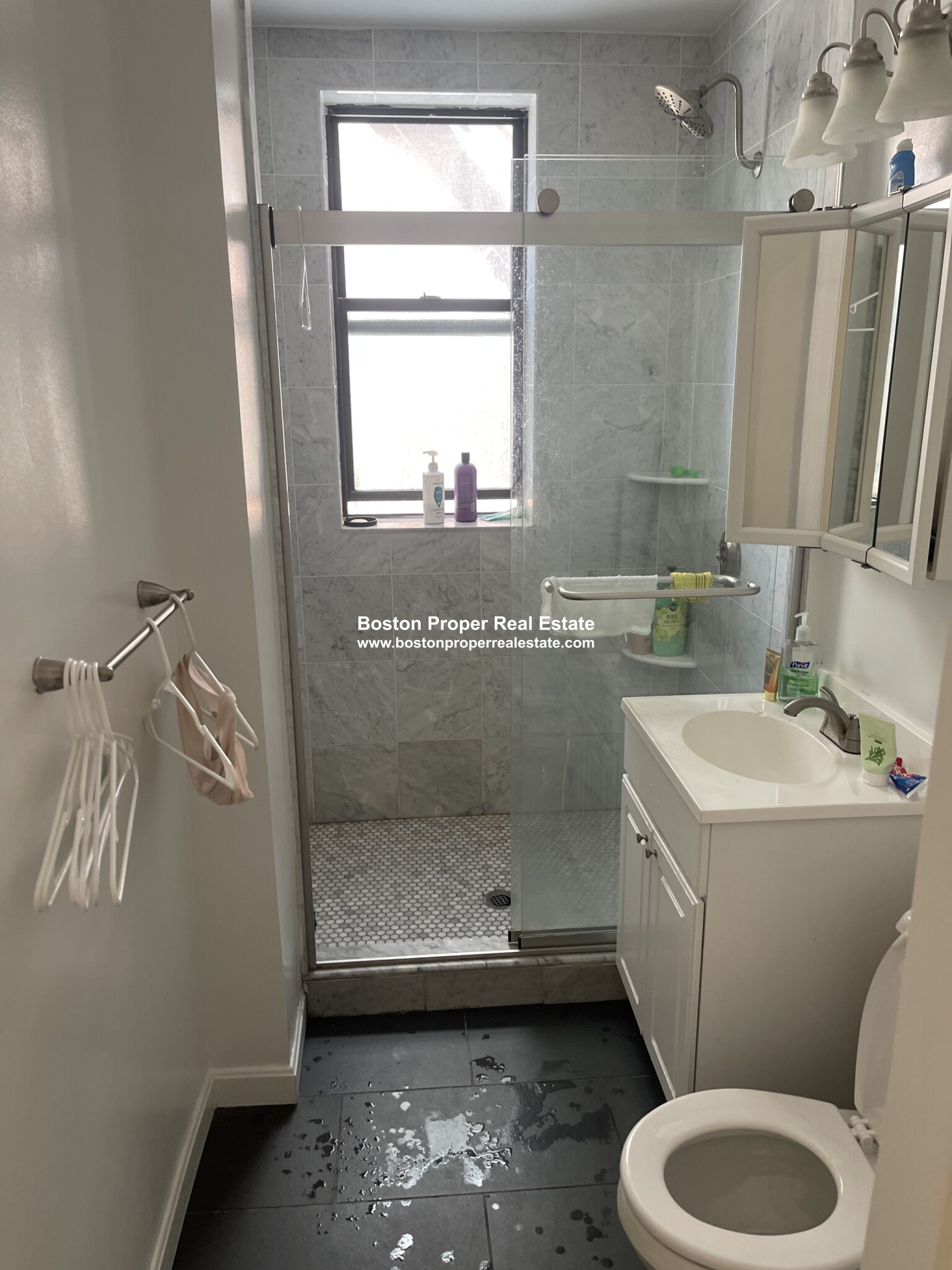 11 Queensberry St, Fenway