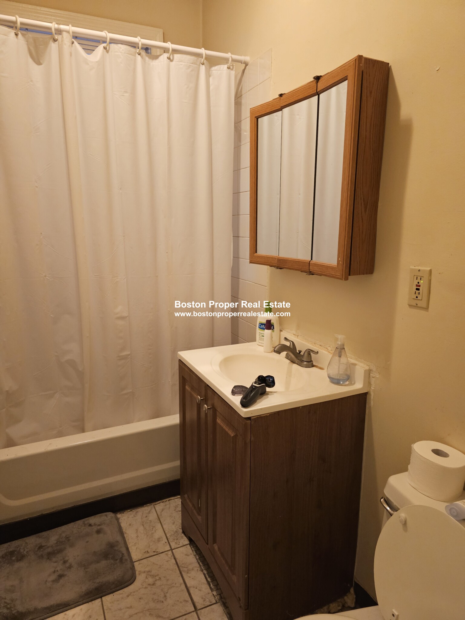 19 Peterborough St, Fenway