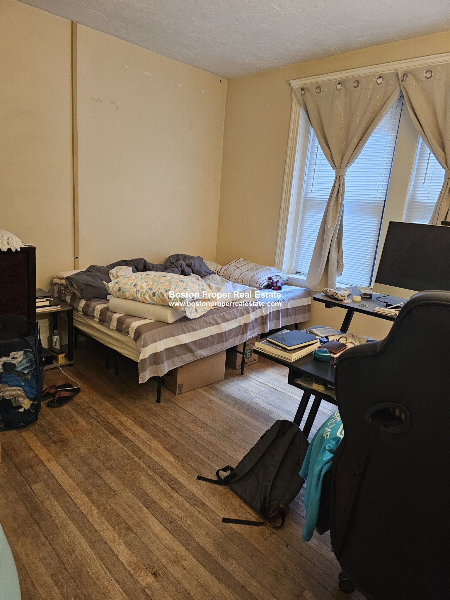 19 Peterborough St, Fenway