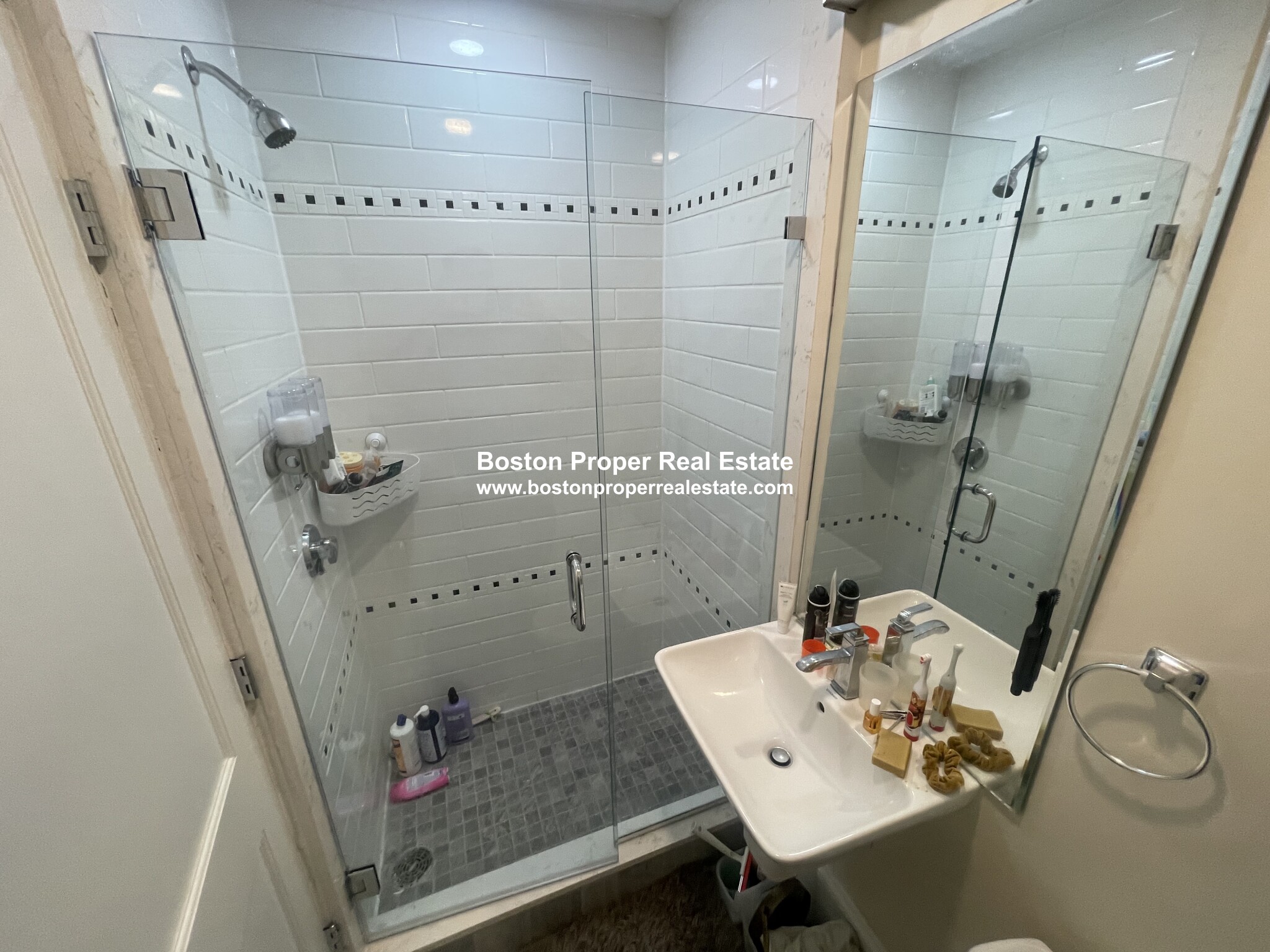 913 Boylston St, Back Bay