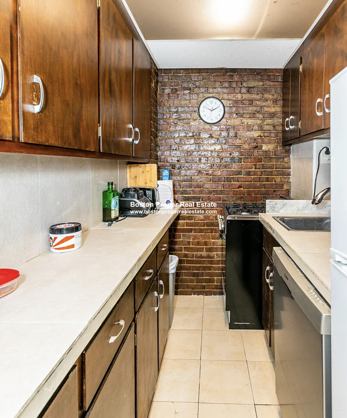 32 Irving St, Beacon Hill