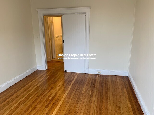 1179 Boylston St, Fenway