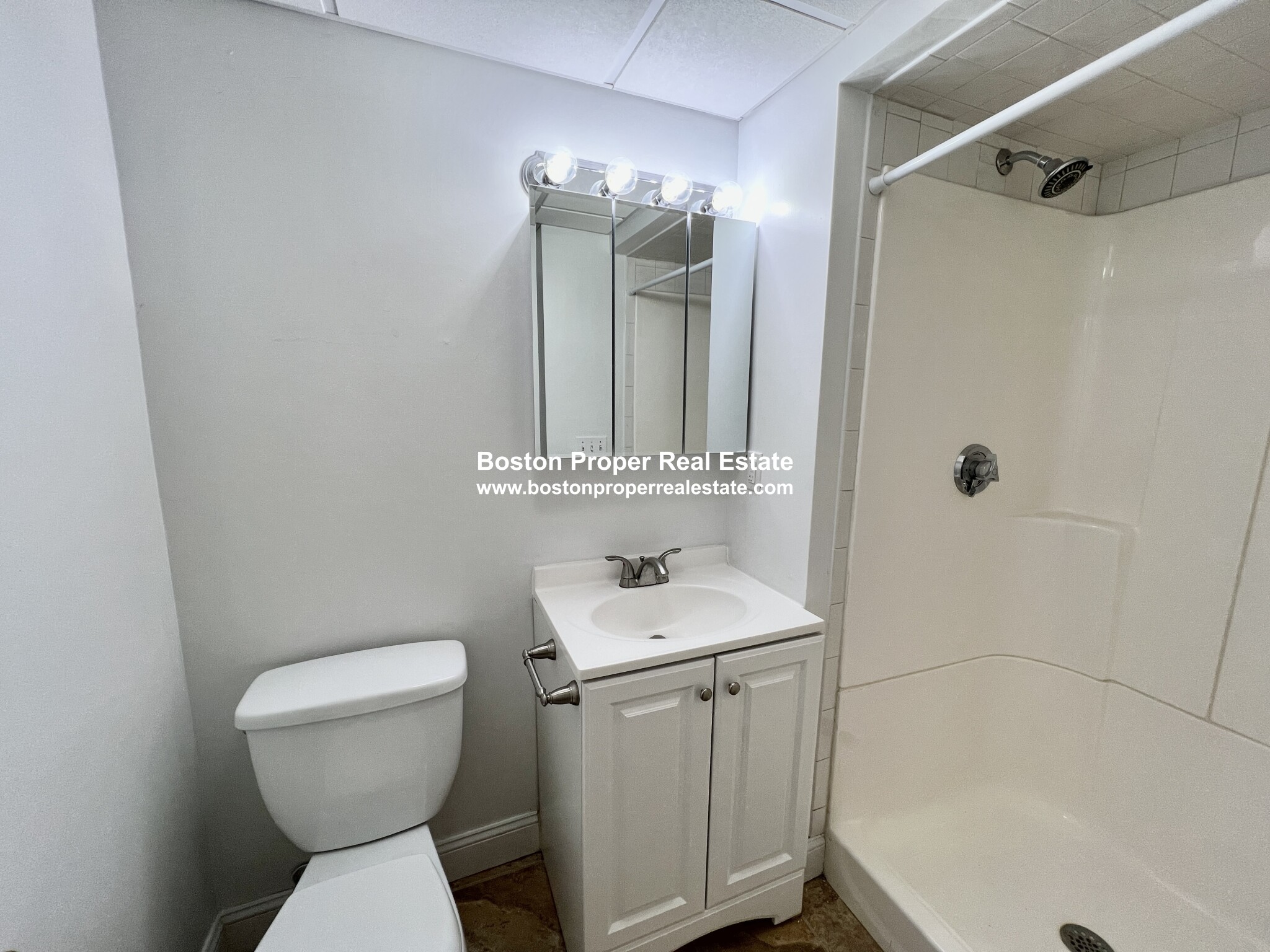 250 Newbury St, Back Bay