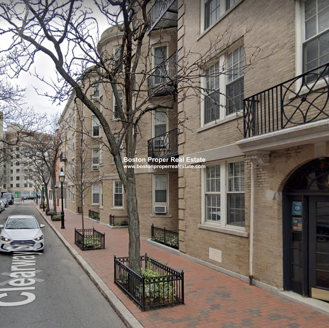 32 Clearway St, Back Bay