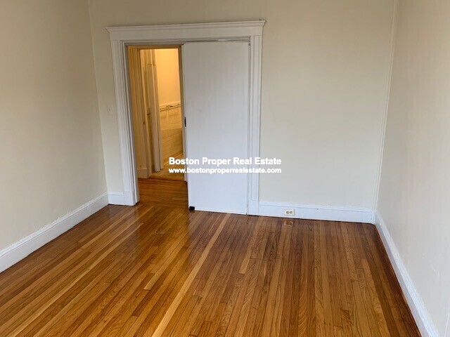 1179 Boylston St, Fenway