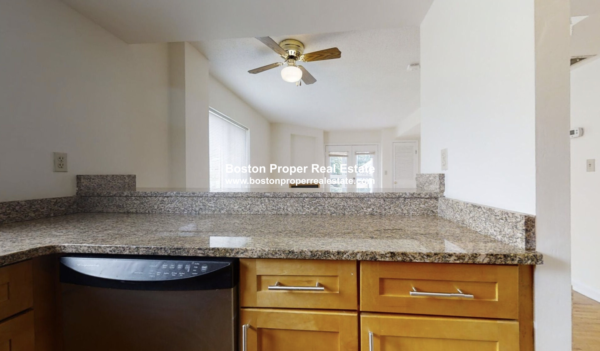 345 Franklin St, Riverside