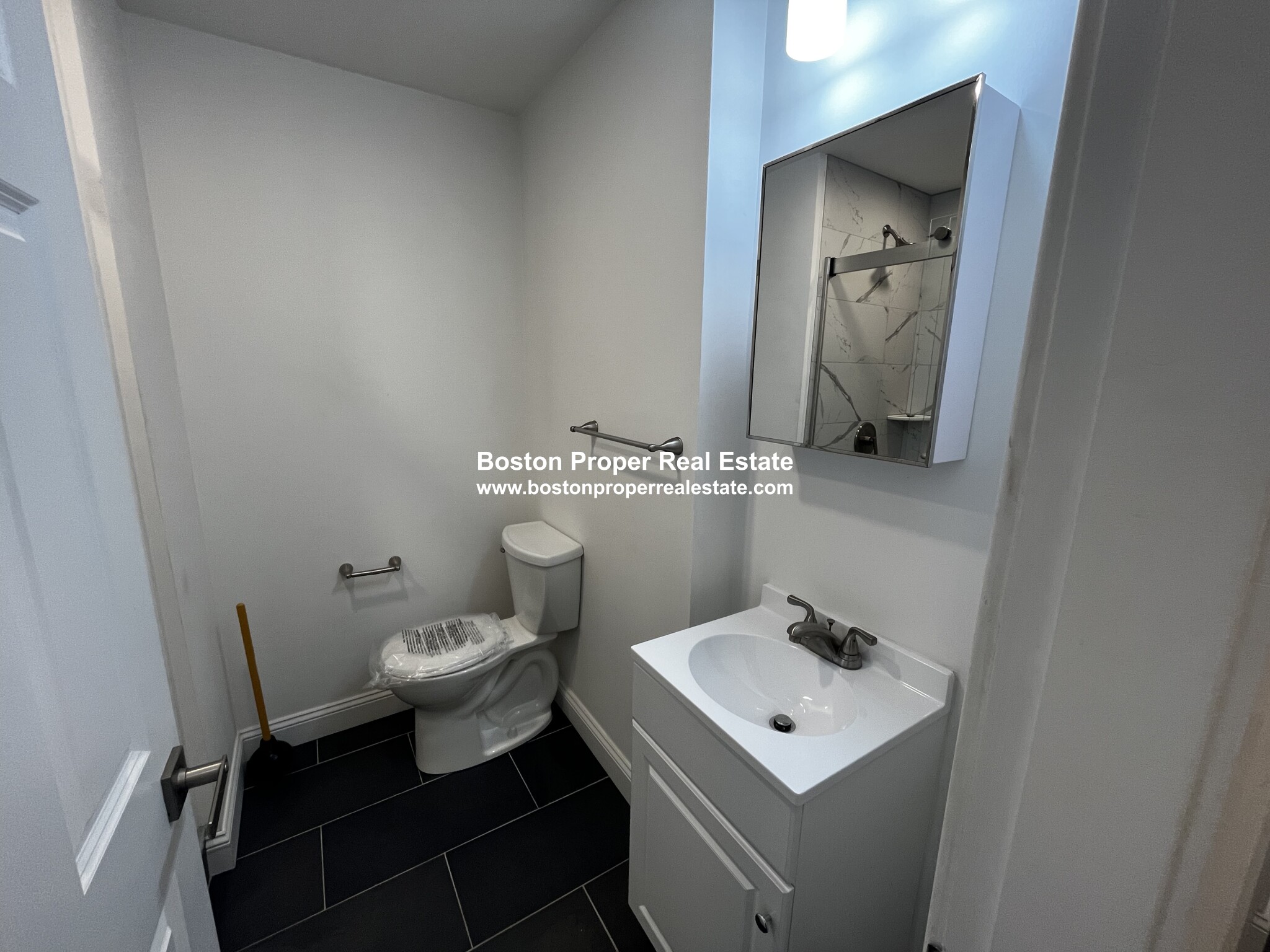 53 Joy St, Beacon Hill