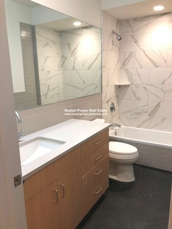 163 Newbury St, Back Bay