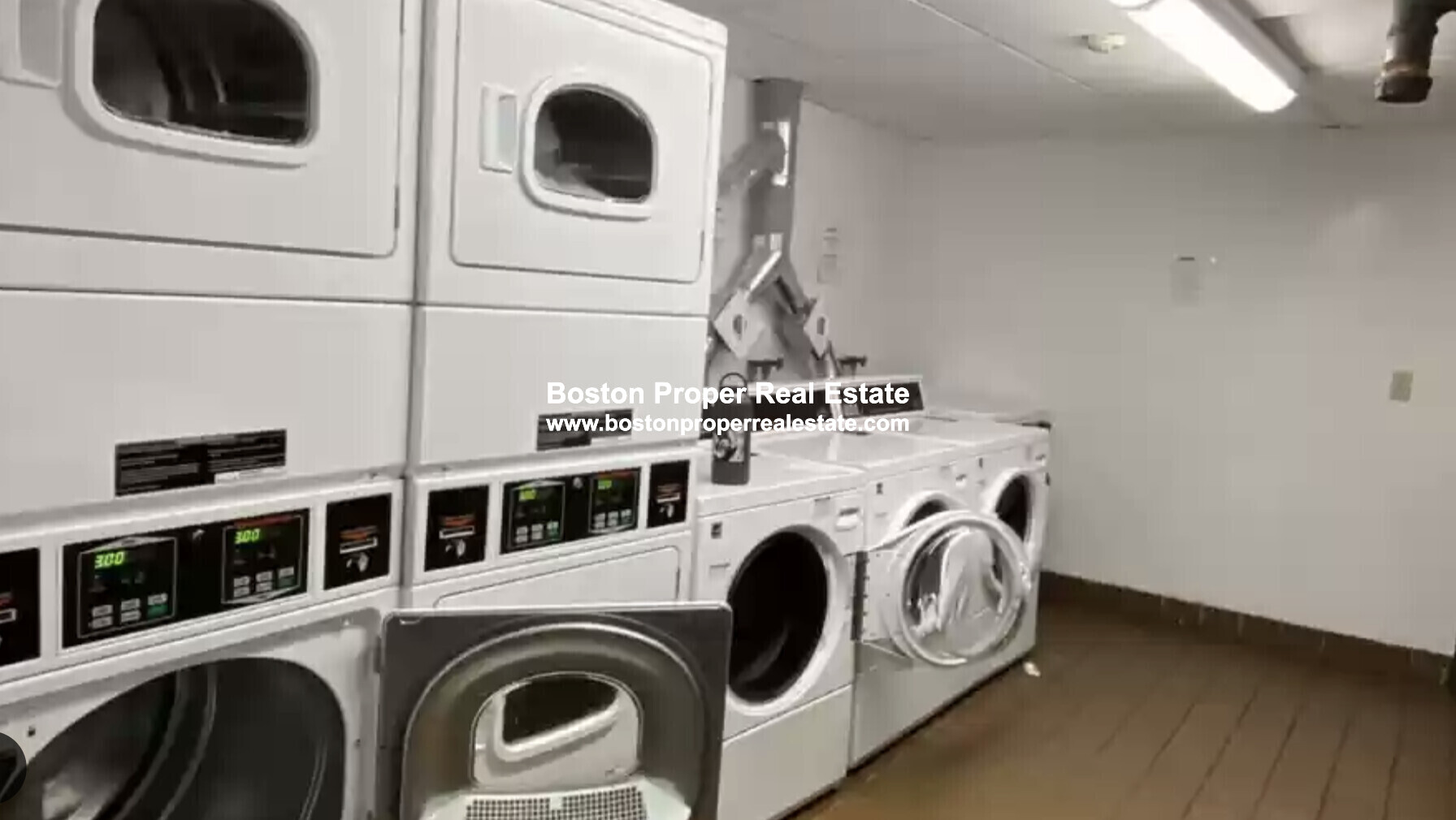 81 Essex St, Chinatown