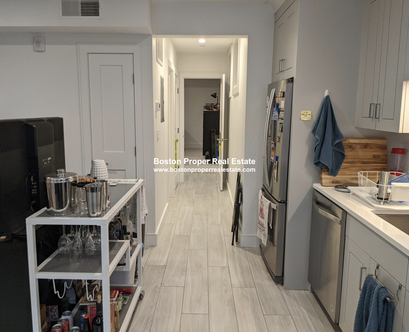 11 Ridgeway Ln, Beacon Hill