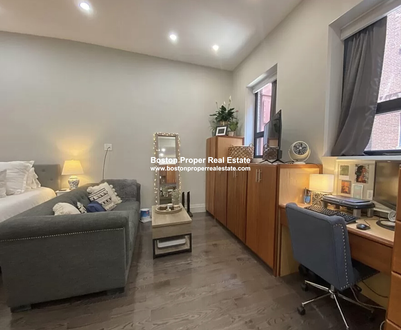 33 Gloucester St, Back Bay