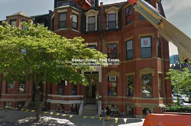 33 Gloucester St, Back Bay