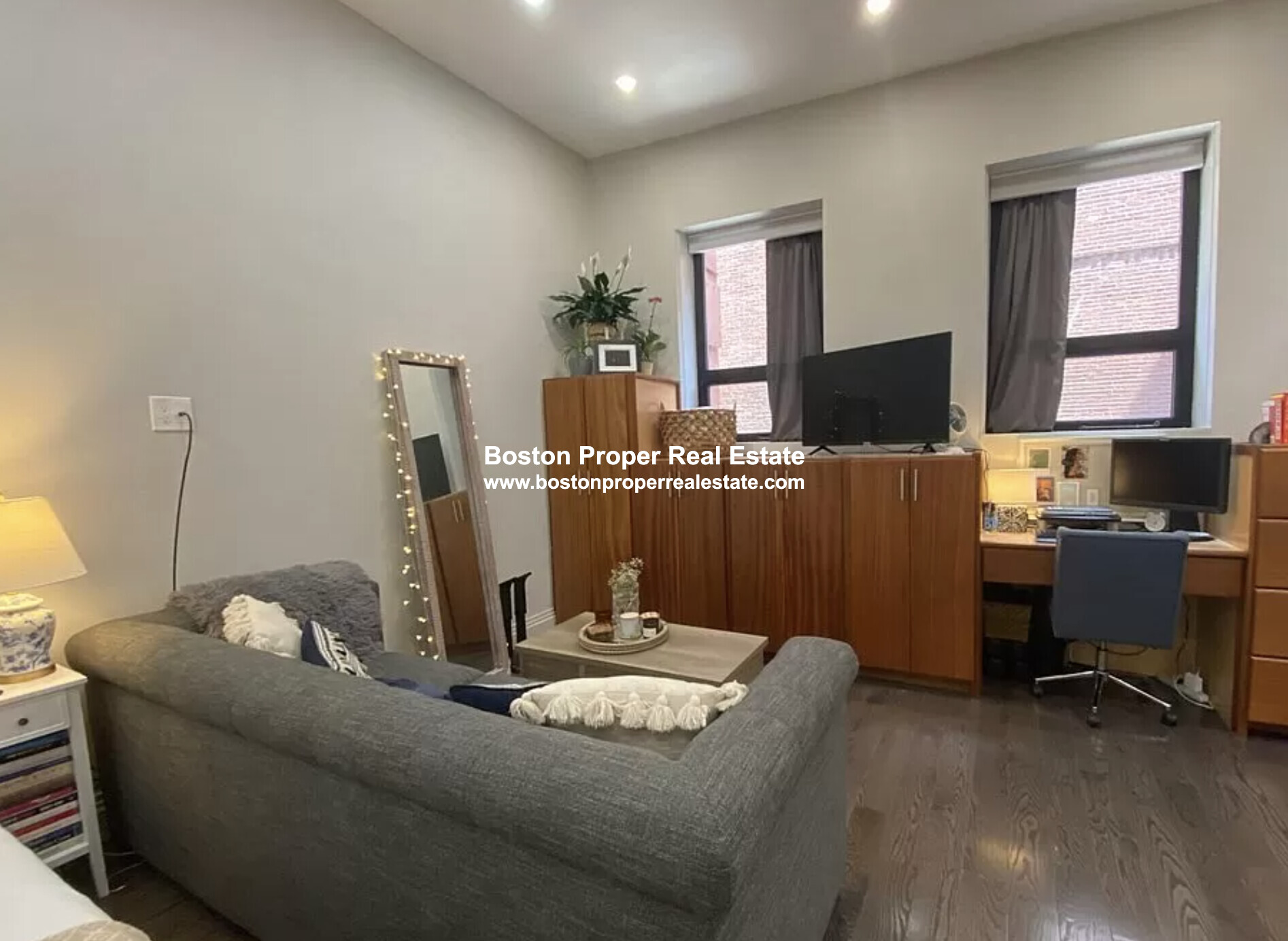 33 Gloucester St, Back Bay