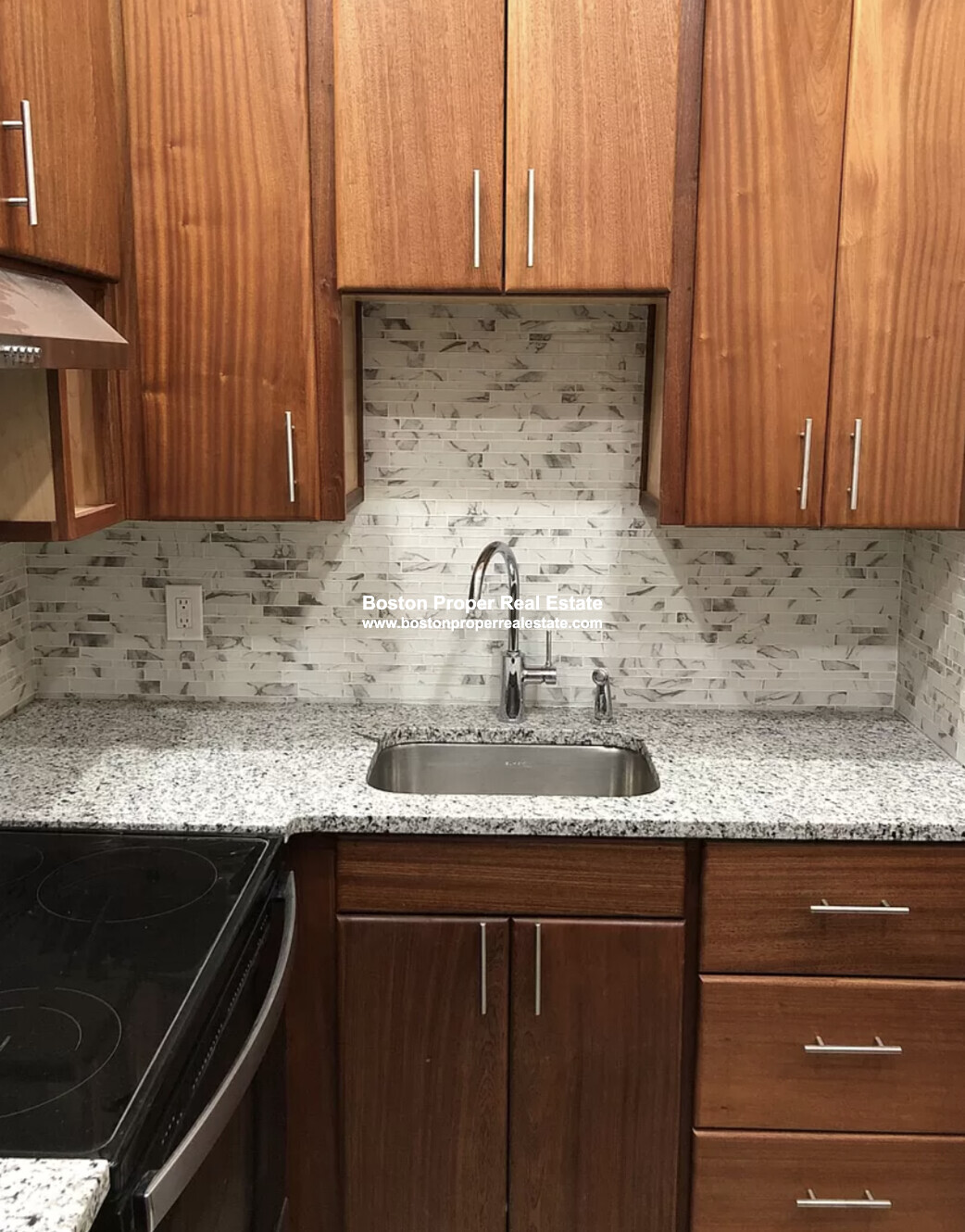 33 Gloucester St, Back Bay