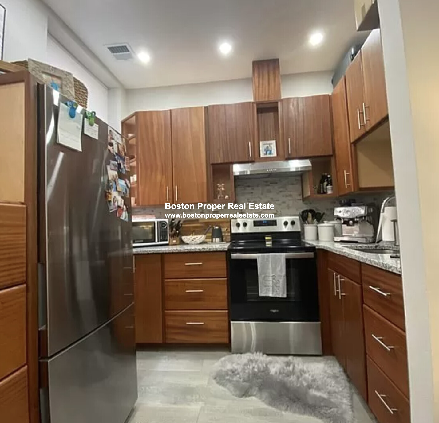 33 Gloucester St, Back Bay