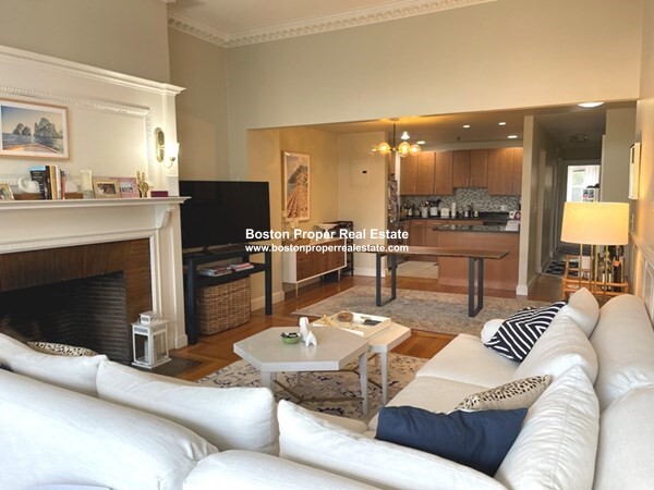 470 Beacon St, Back Bay