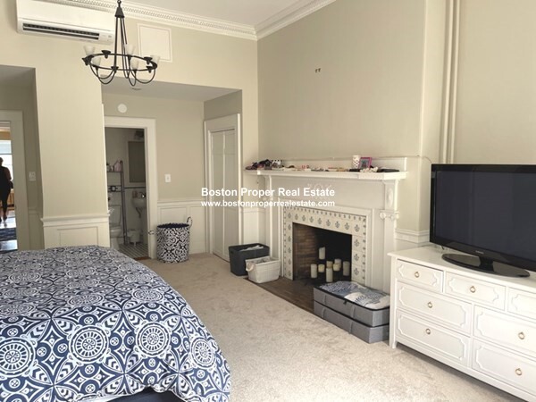 470 Beacon St, Back Bay