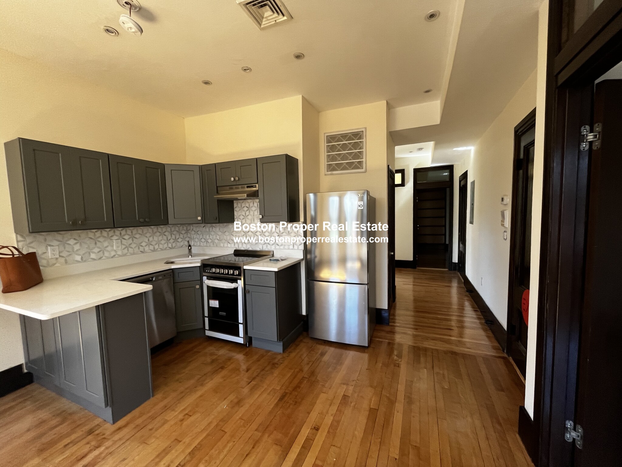 36 Gloucester St, Back Bay