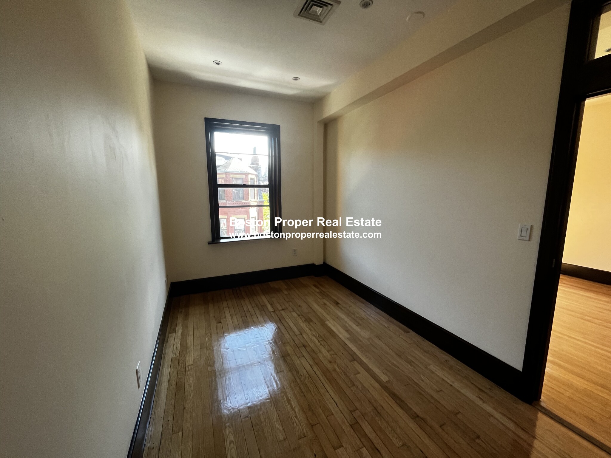 36 Gloucester St, Back Bay