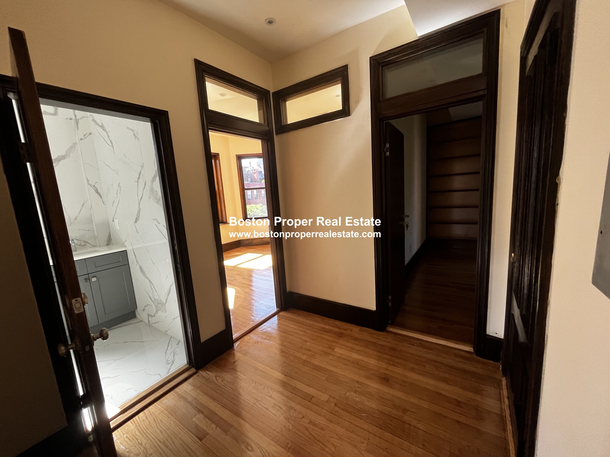 36 Gloucester St, Back Bay