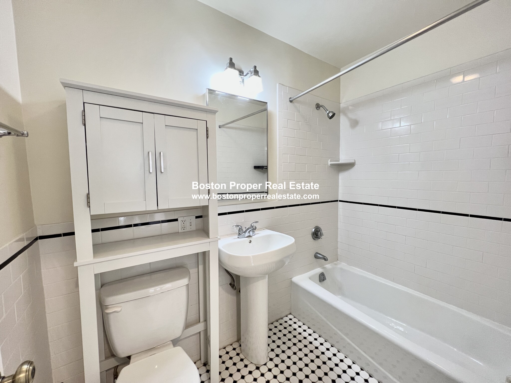 470 Beacon St, Back Bay