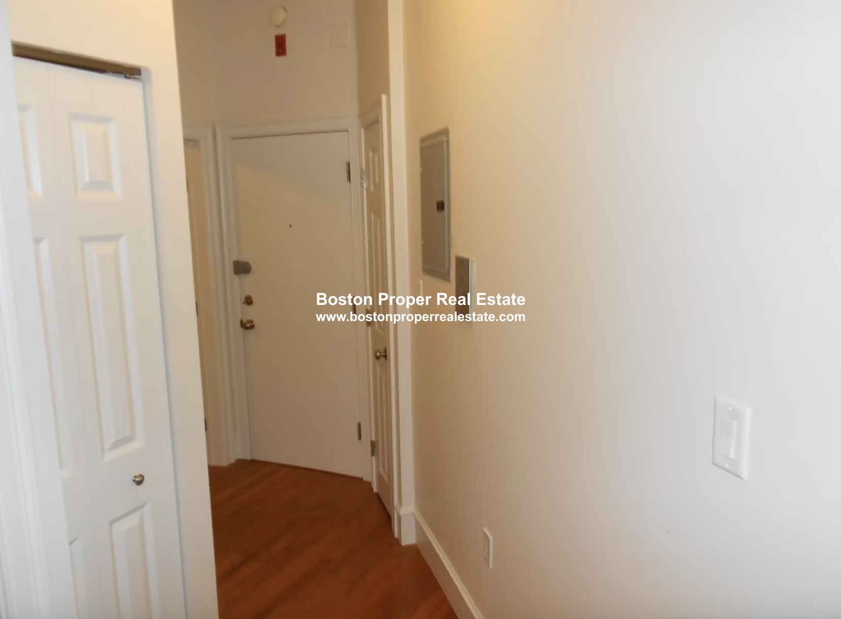 49 Burbank St, Fenway