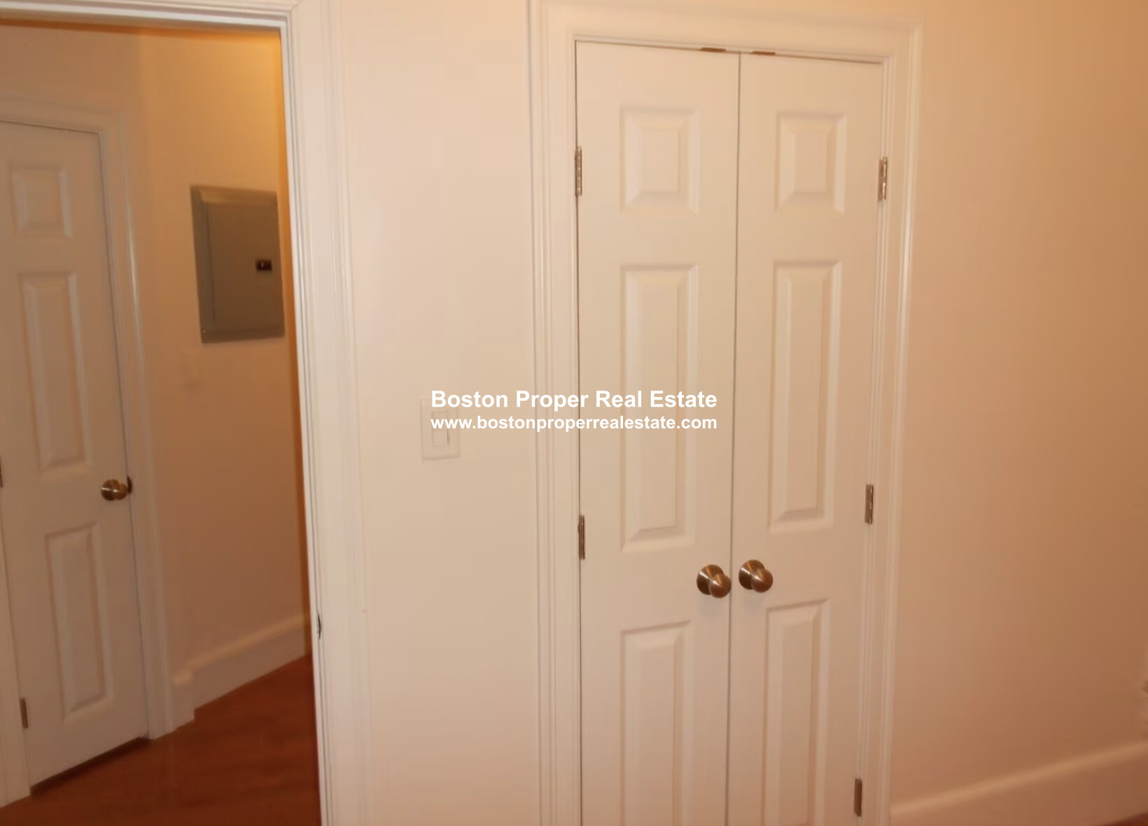 49 Burbank St, Fenway