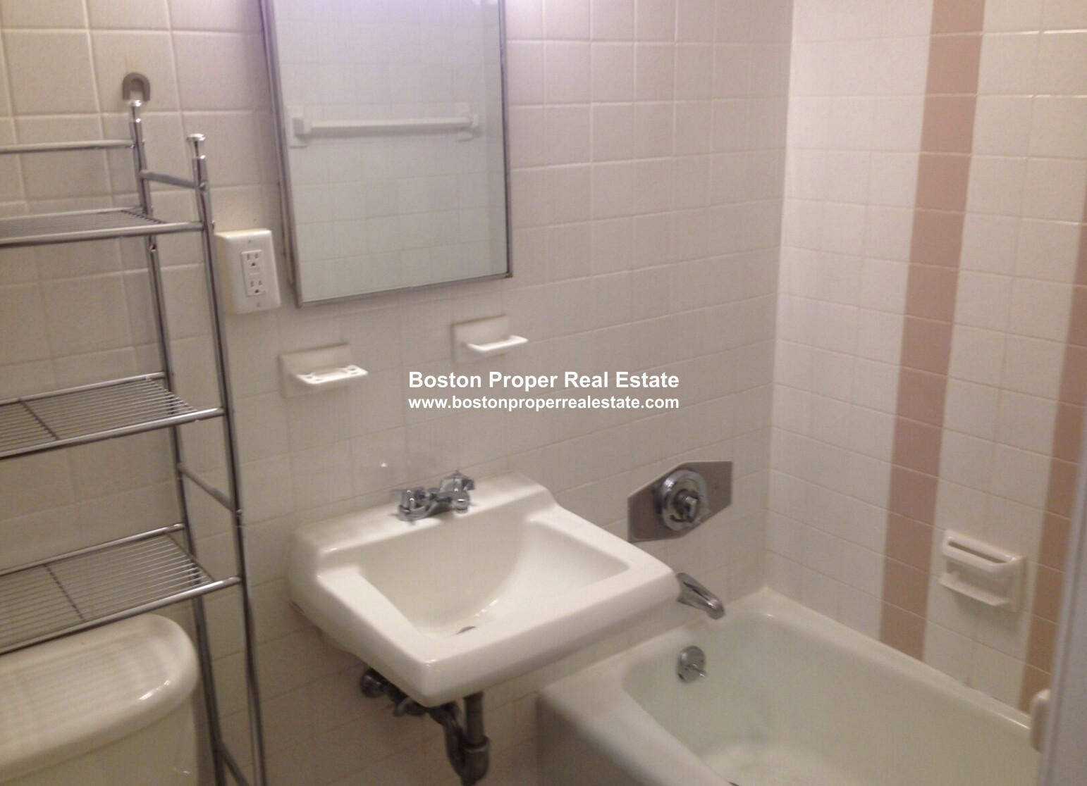 62 Huntington Ave, Mission Hill